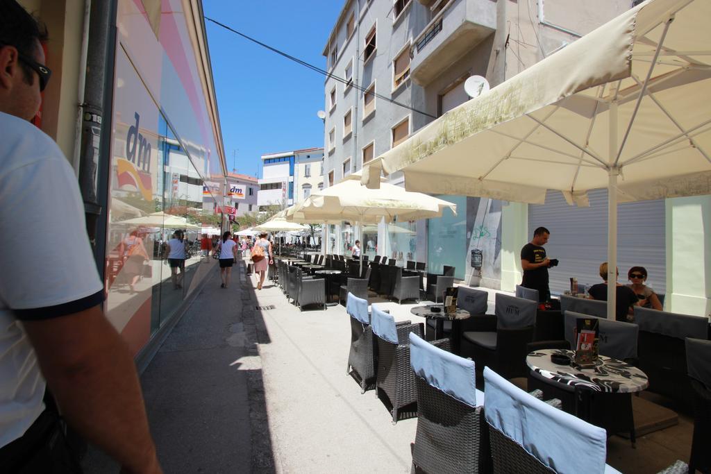 Top Center Rooms & Studio Pula Exterior foto