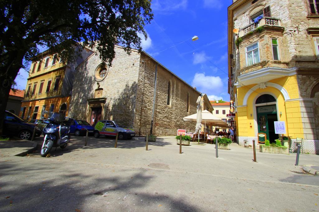 Top Center Rooms & Studio Pula Exterior foto