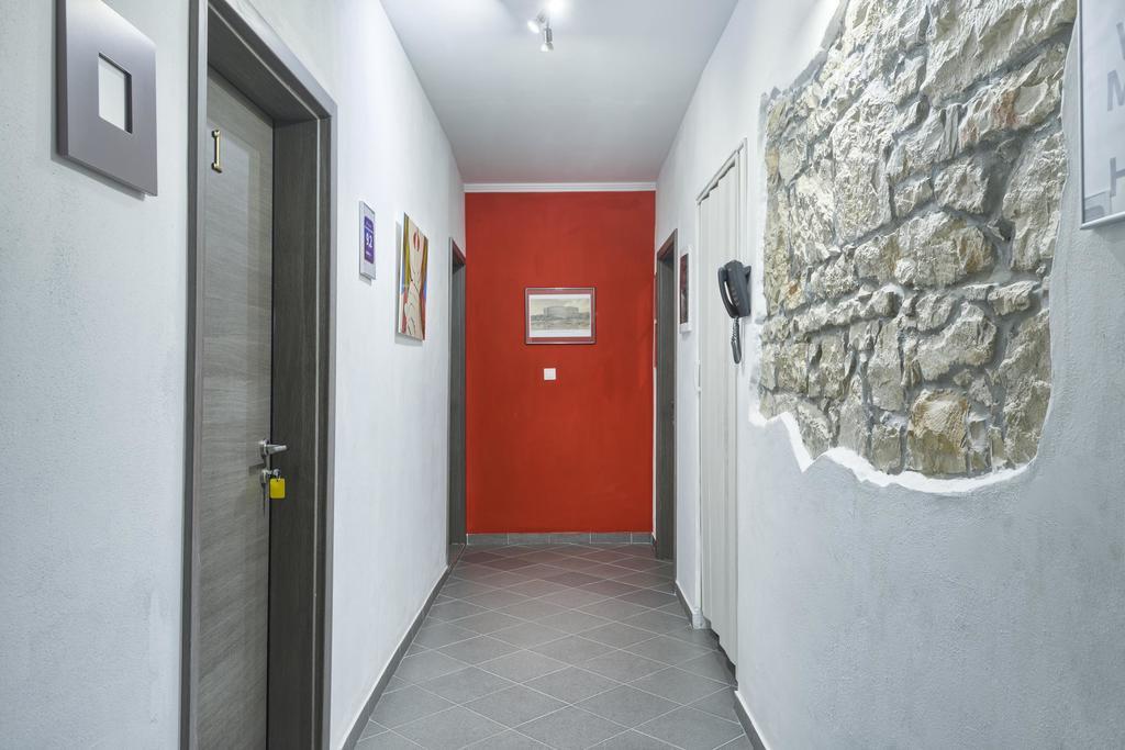 Top Center Rooms & Studio Pula Exterior foto