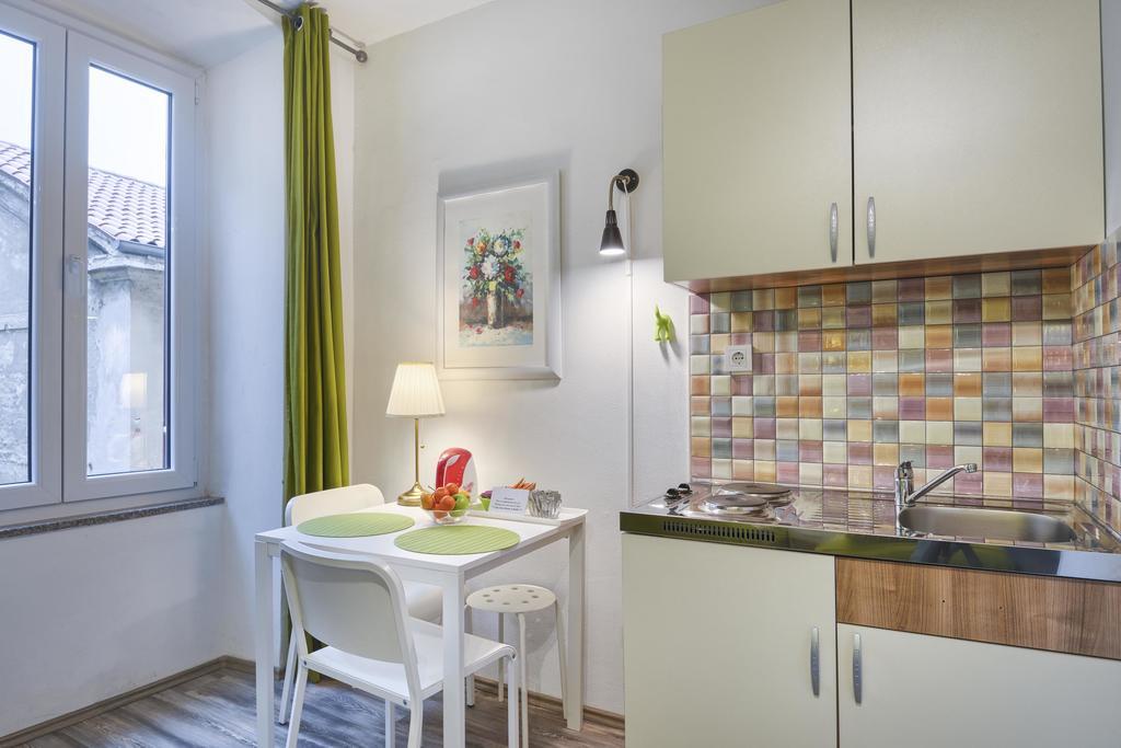 Top Center Rooms & Studio Pula Exterior foto