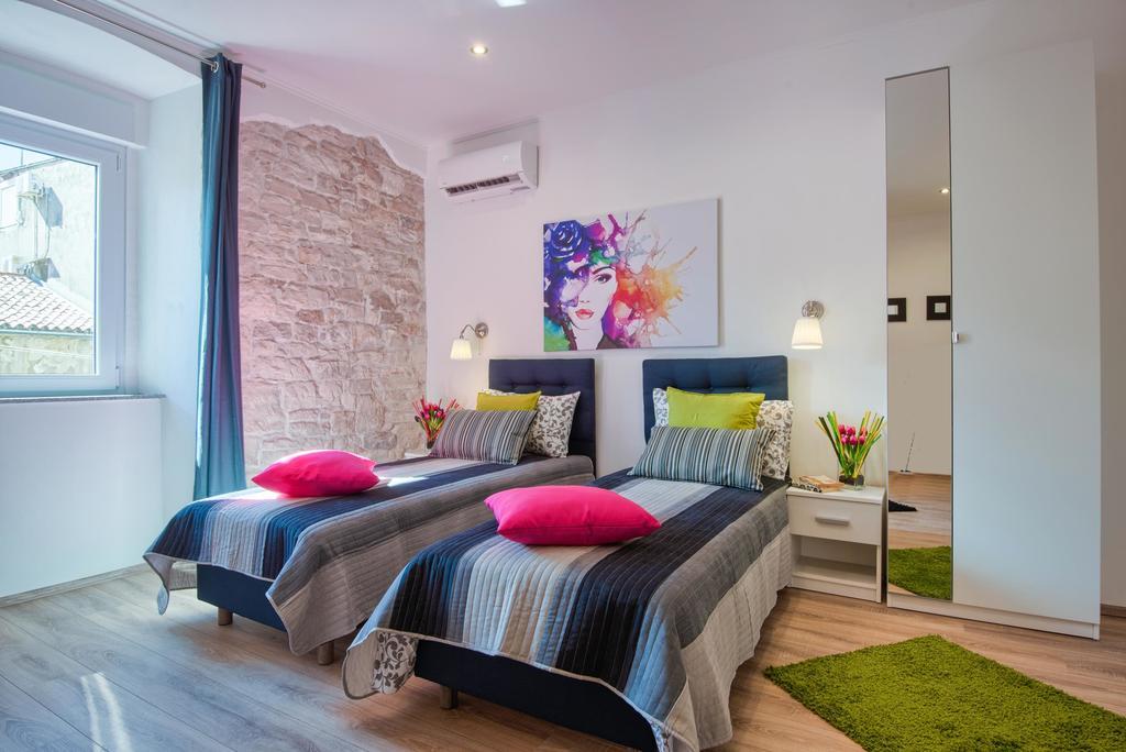 Top Center Rooms & Studio Pula Exterior foto