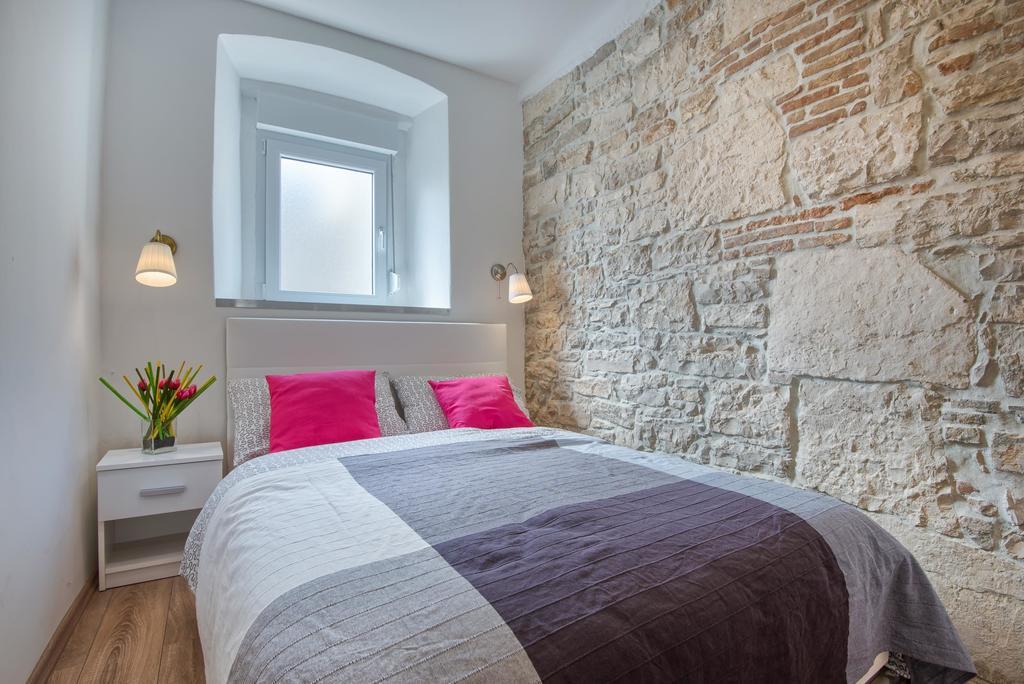 Top Center Rooms & Studio Pula Exterior foto